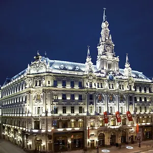 Lara Downtown , Budapest Magyarország